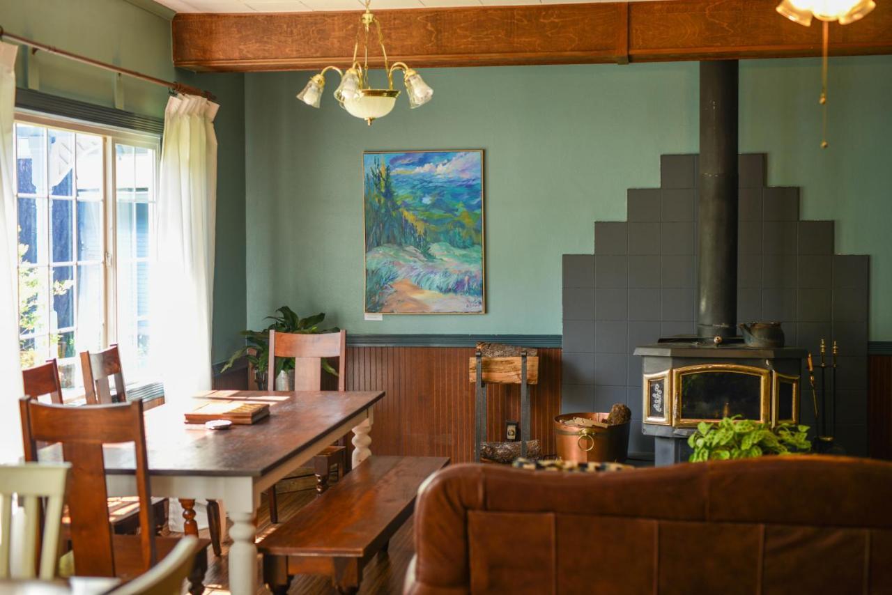 Westfir Lodge & Mountain Market Oakridge Εξωτερικό φωτογραφία